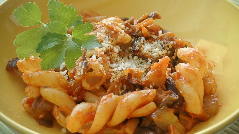 fusilloni con melanzane